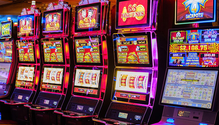 best time to play slot machines